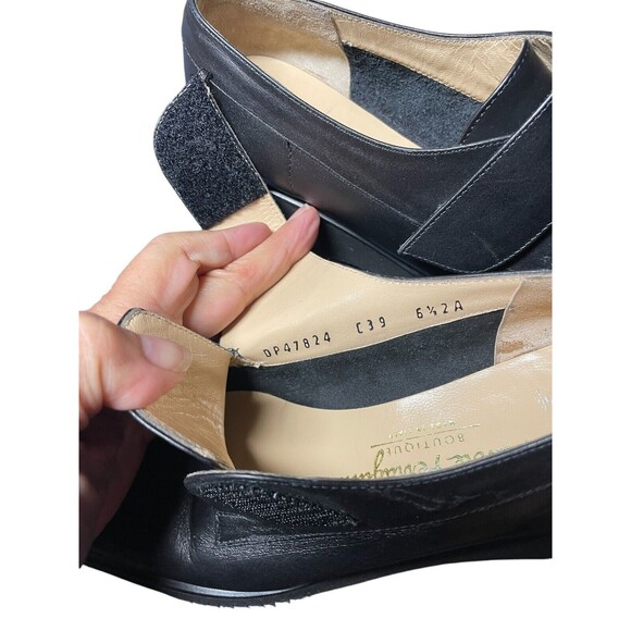 Salvatore Ferragamo Boutique Women's Black Leather‎ Loafer Size 6.5 2A Hook Loop - Picture 14 of 16